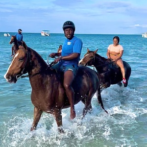 HorseBack Riding Dunns River falls & Blue Hole Combo